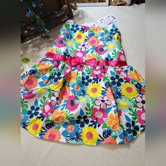 Vibrant Life Dress For dogs and cats Size Medium ADORABLE 🐈 😻 - Picture 3 of 8